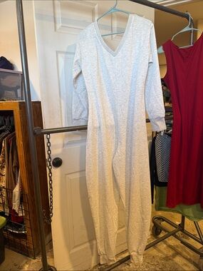 Amazon Light Gray V-Neck Long Sleeve Jumpsuit